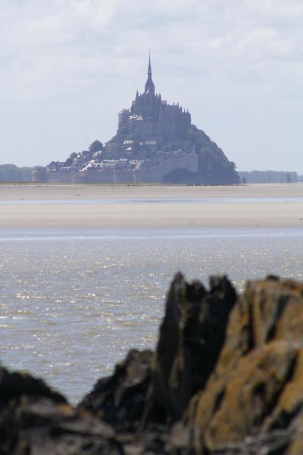 Gite La Bulle En Baie, Proche Mont Saint-Michel, Au Calme, Pour 4 Pers Crollon Zewnętrze zdjęcie